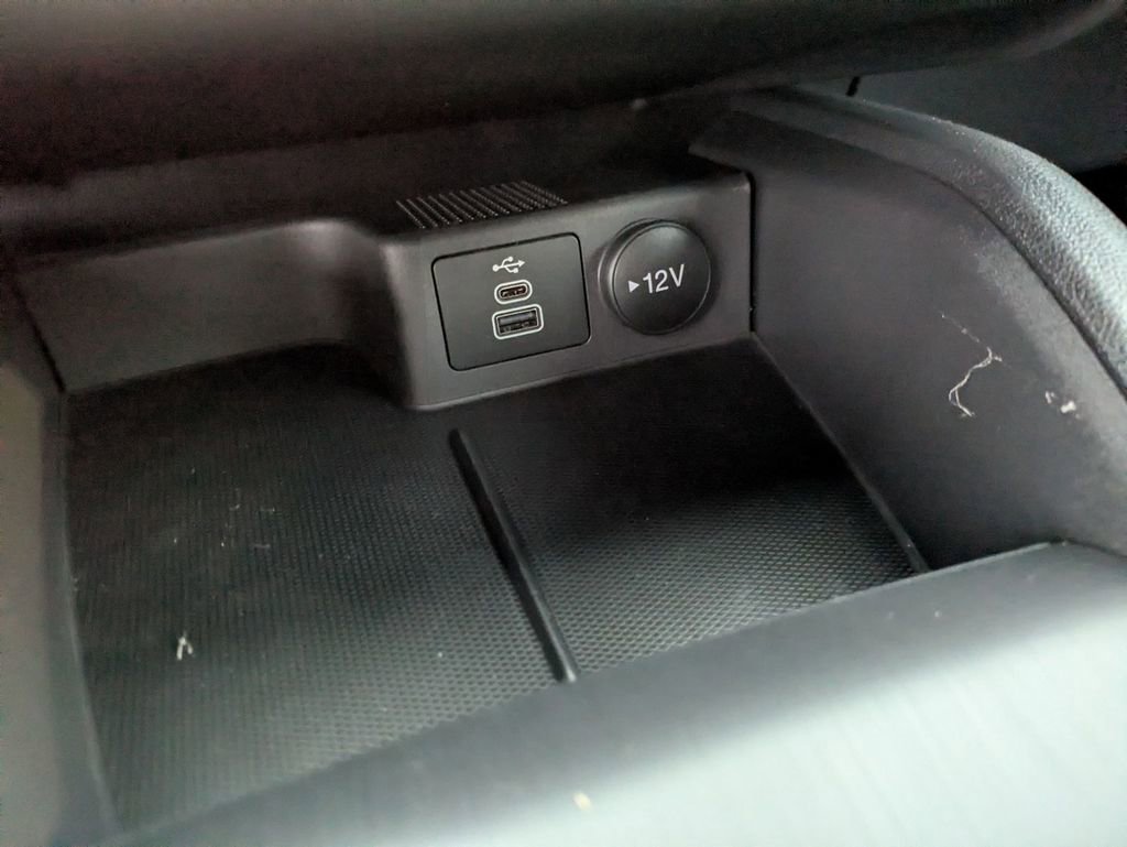 New 2026 Ford Escape ST-Line w/ Cold Weather Package image 33