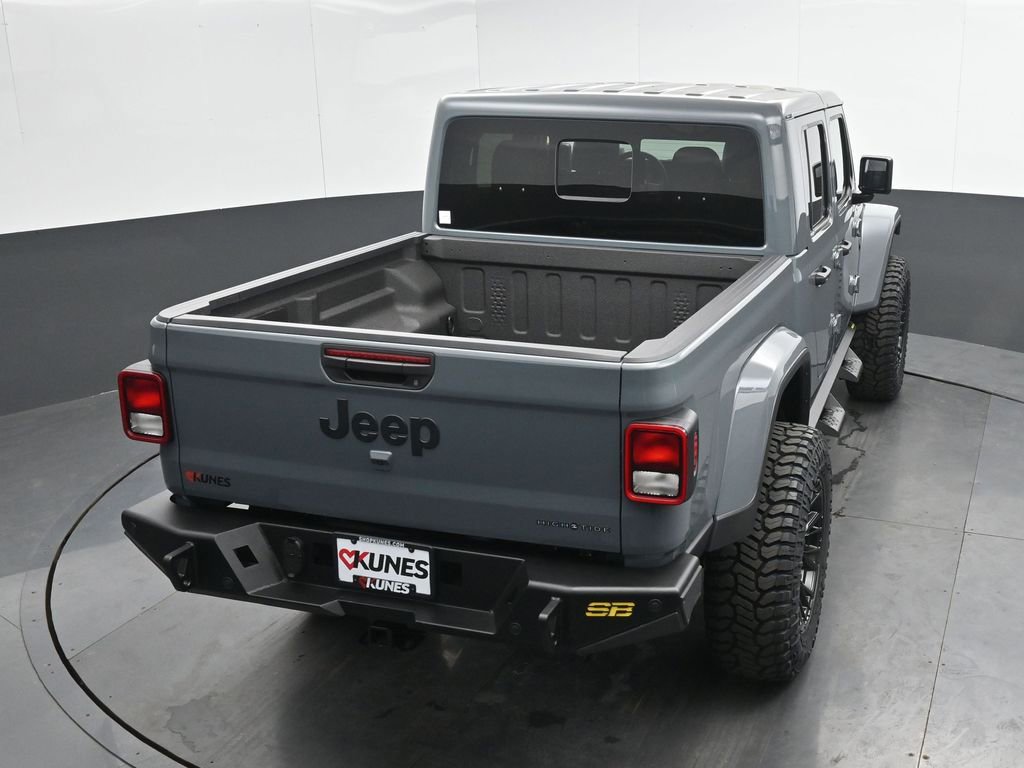 New 2025 Jeep Gladiator Willys image 37