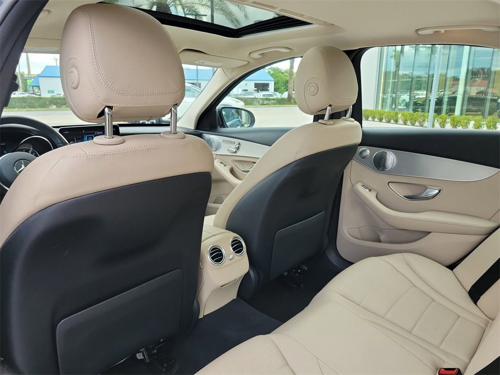 Used 2019 Mercedes-Benz C 300 Sedan image 17