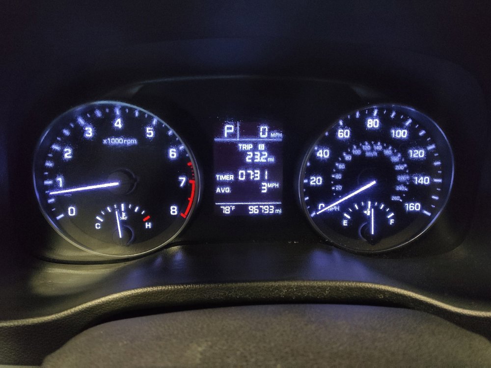 Used 2017 Hyundai Elantra SE image 23