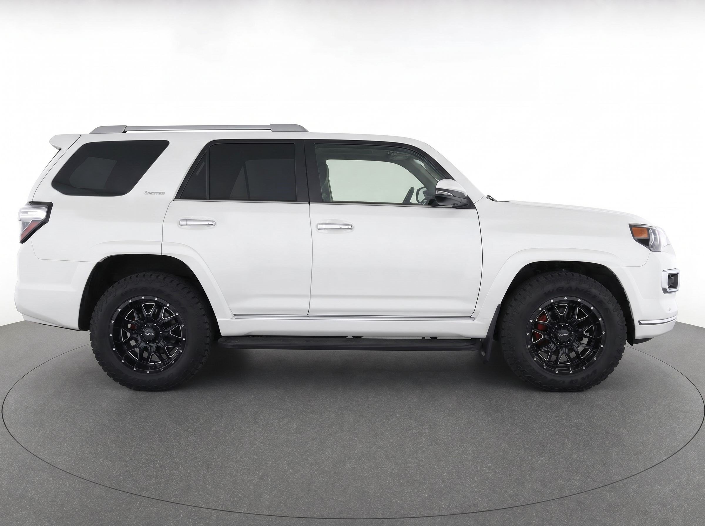 Used 2016 Toyota 4Runner Limited AWD/4WD image 8