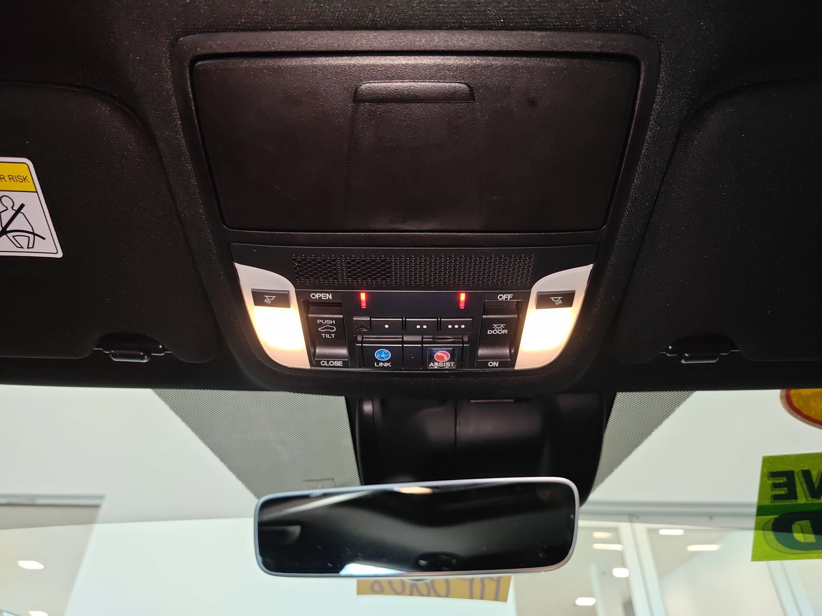 Used 2020 Acura MDX w/ Technology Package AWD/4WD image 35