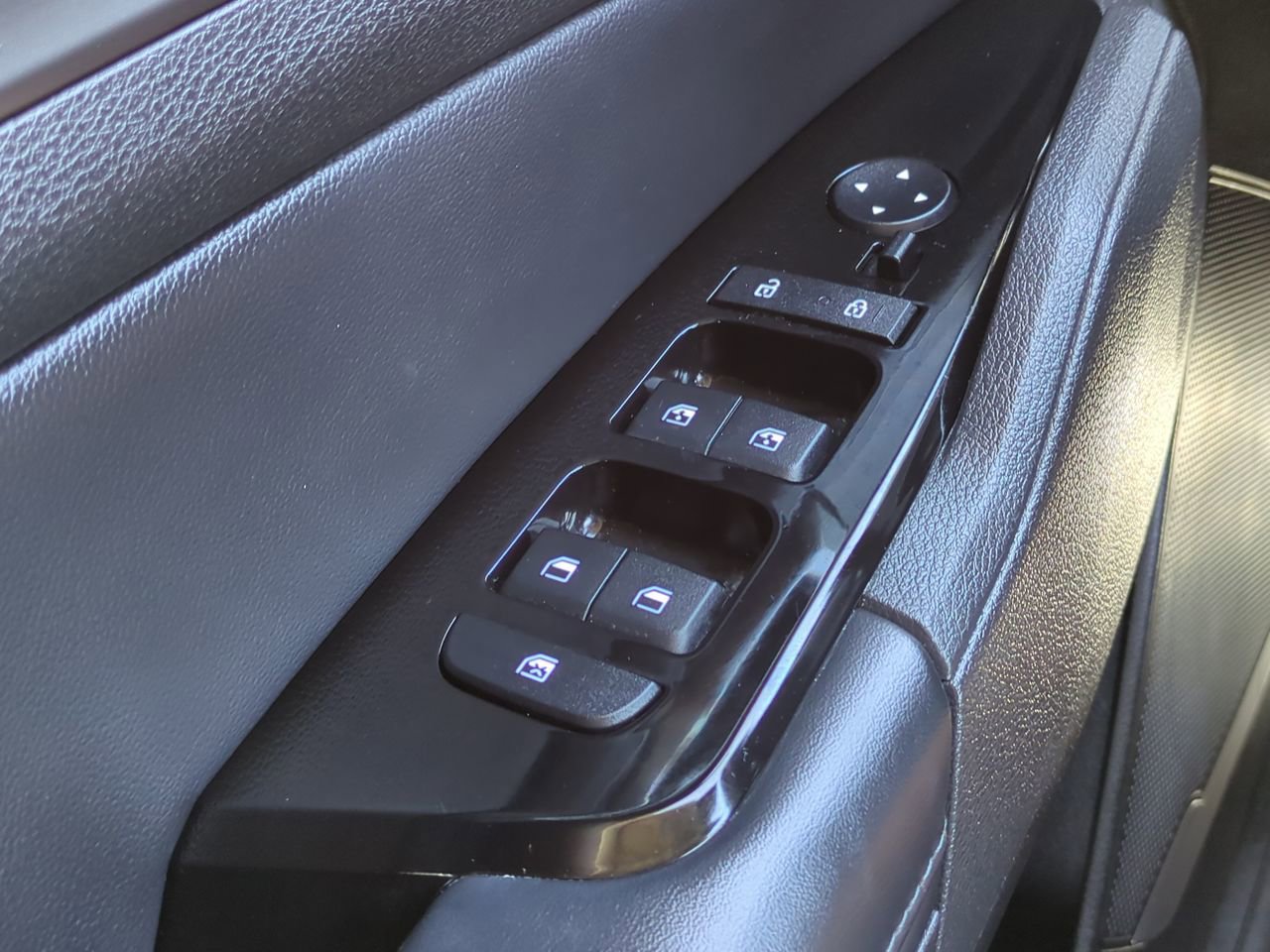 Certified 2023 Kia Sportage EX FWD image 24