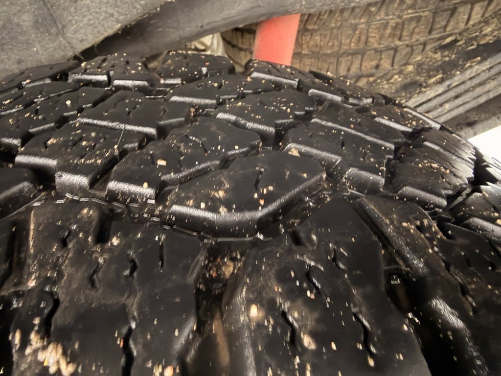 Used 2024 Chevrolet Silverado 2500 LT w/ Midnight Edition image 14