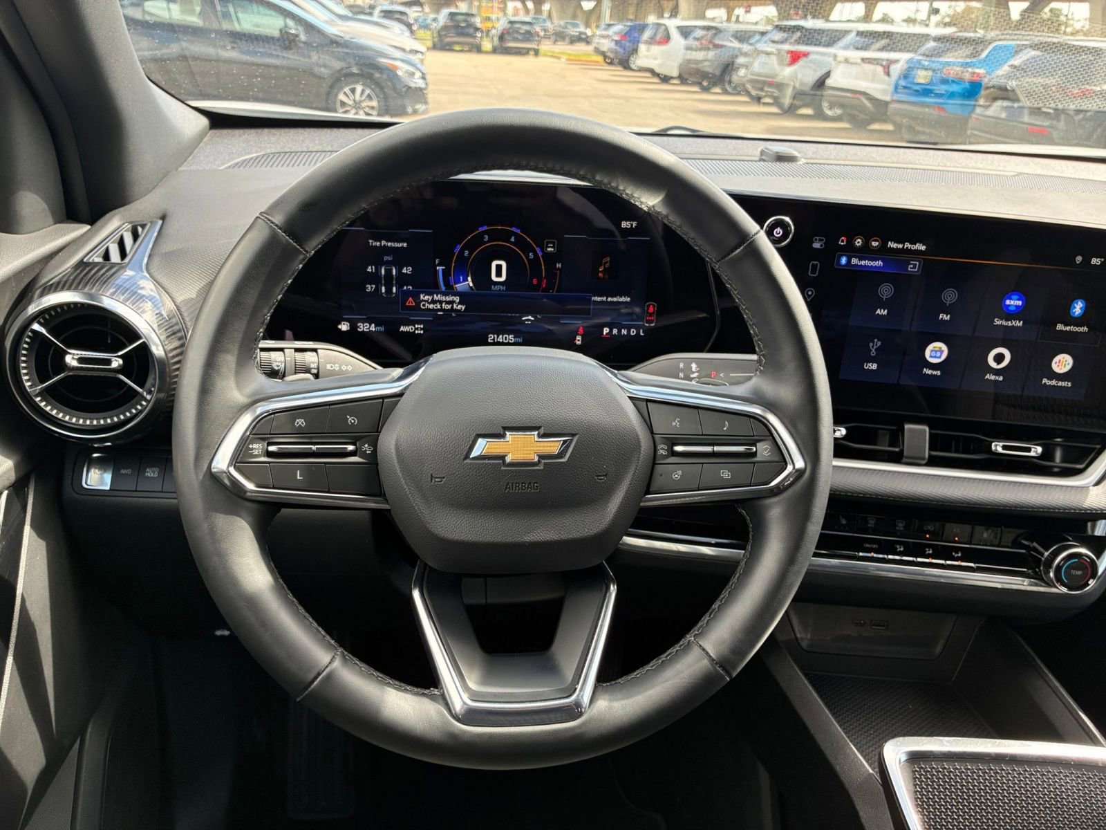 Used 2025 Chevrolet Equinox LT AWD/4WD image 29