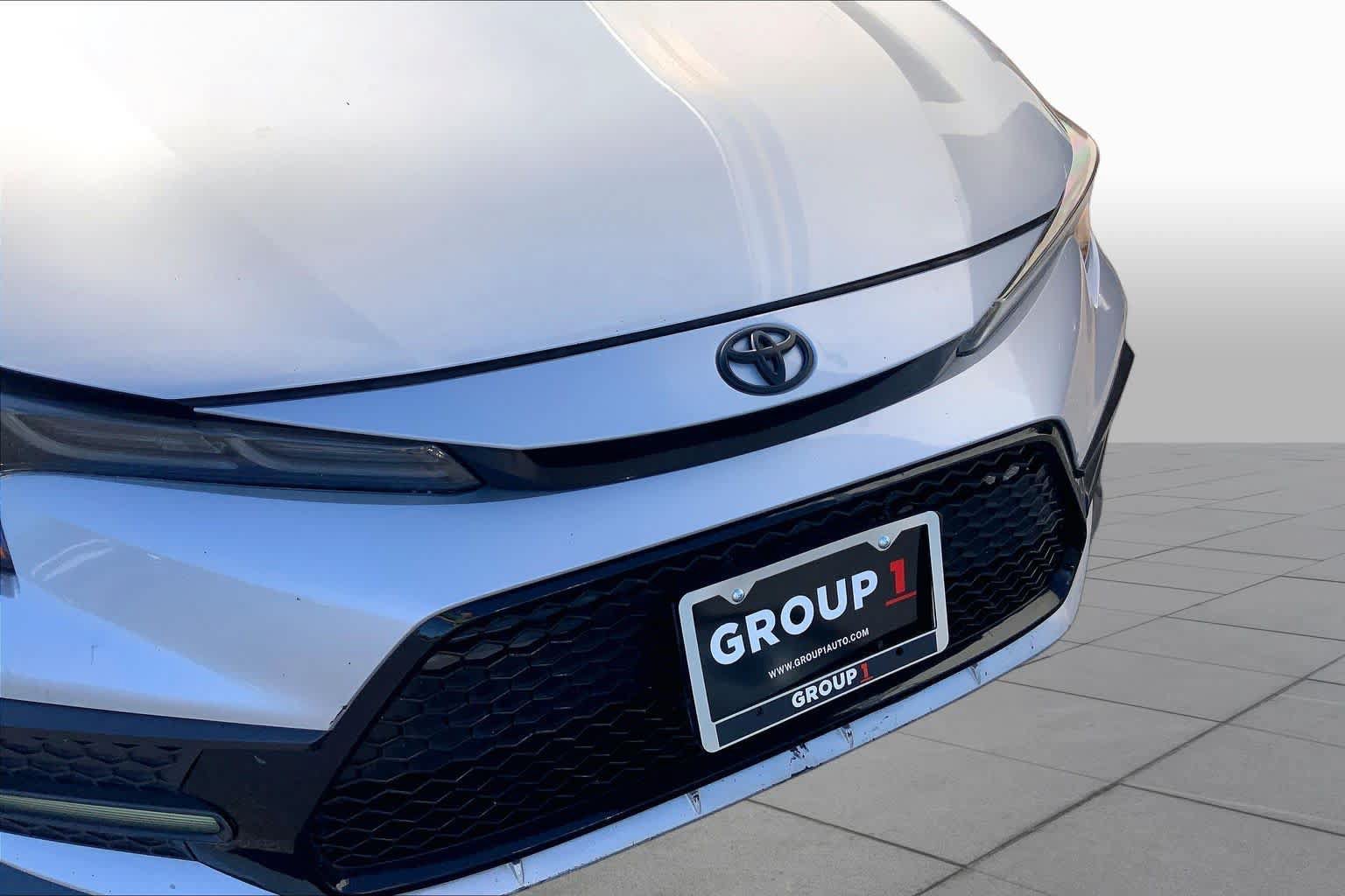 Used 2022 Toyota Corolla SE FWD image 29
