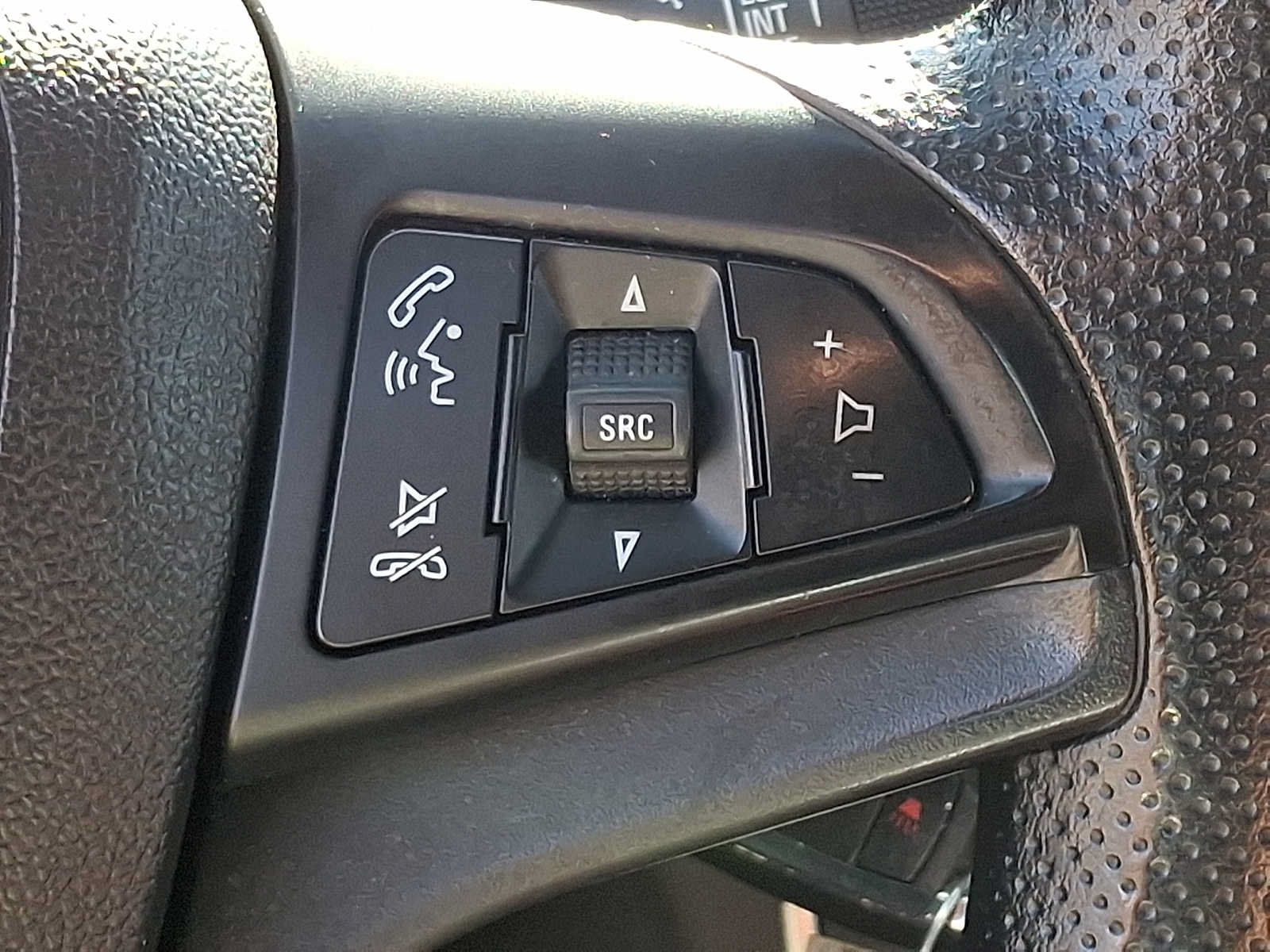 Used 2019 Chevrolet Trax LS w/ LPO, Protection Package FWD image 21