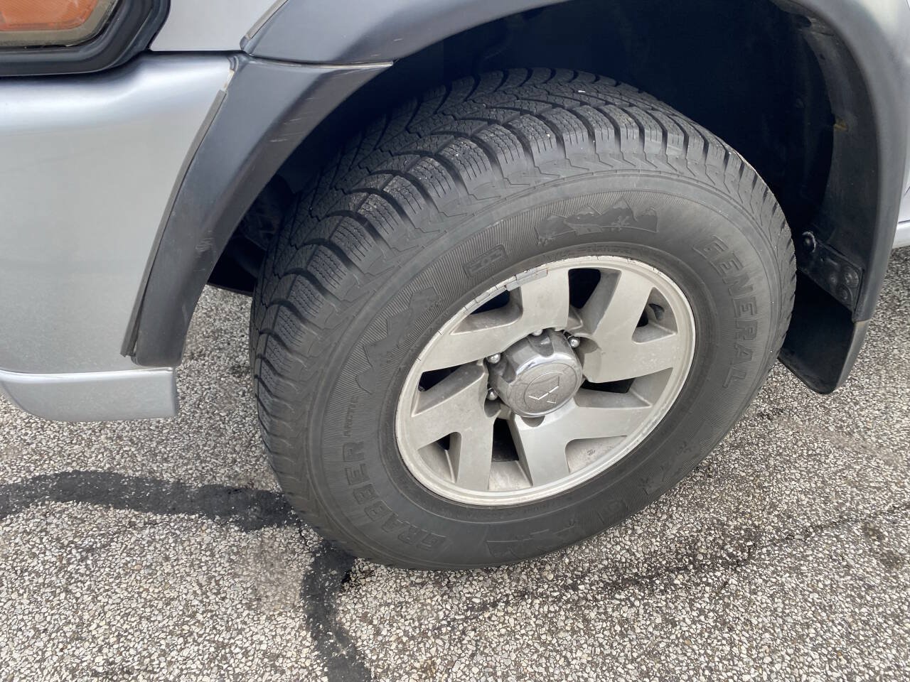 Used 2004 Mitsubishi Montero Sport LS RWD image 10