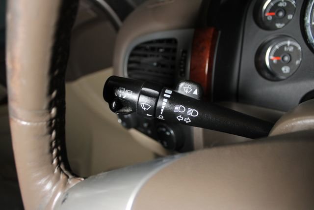 Used 2013 Chevrolet Tahoe LTZ AWD/4WD image 9