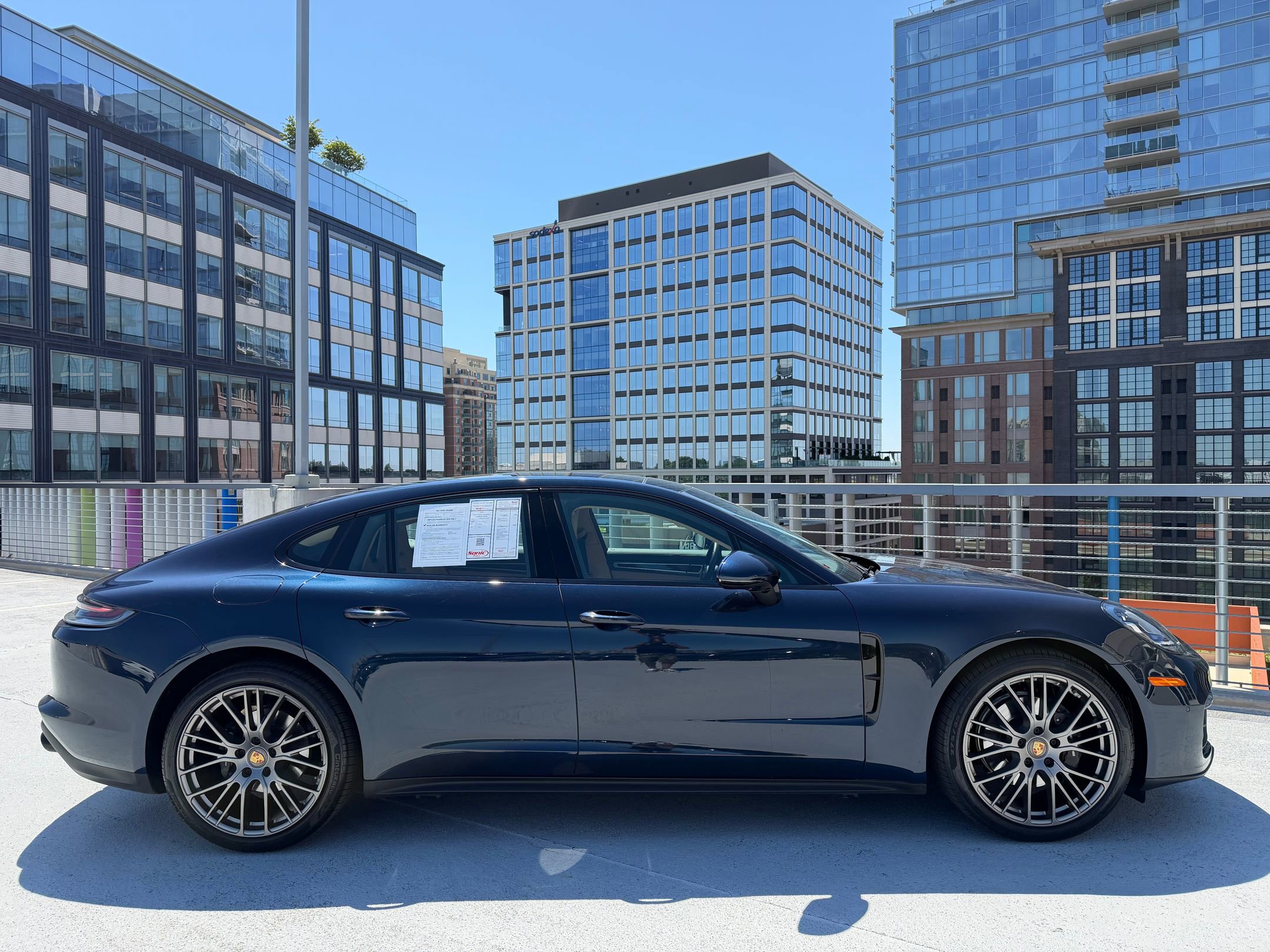 Certified 2023 Porsche Panamera 4 Platinum Edition AWD/4WD image 8