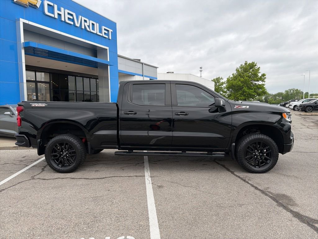 Certified 2022 Chevrolet Silverado 1500 LT Trail Boss w/ Protection Package AWD/4WD image 2