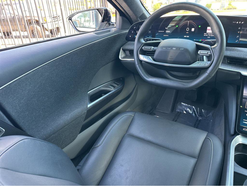 Used 2024 Lucid Air Touring image 19