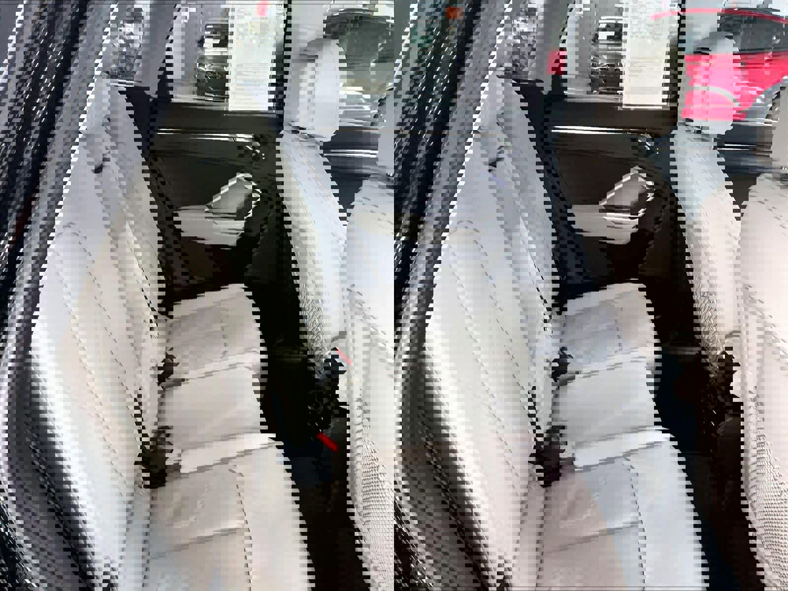 Certified 2025 Audi Q3 2.0T Premium w/ Convenience Package image 30