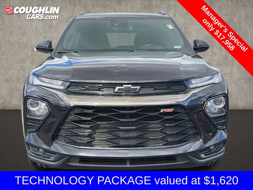 Used 2022 Chevrolet TrailBlazer RS w/ Sun and Liftgate Package FWD image 2