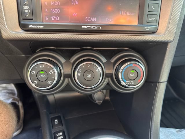 Used 2014 Scion tC FWD image 16