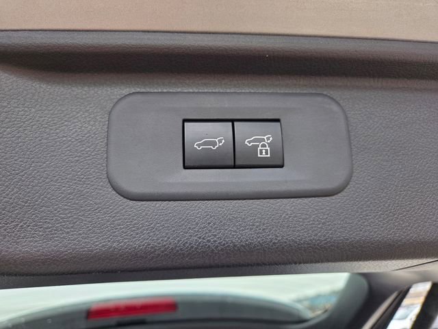 Used 2025 Toyota Grand Highlander AWD image 23