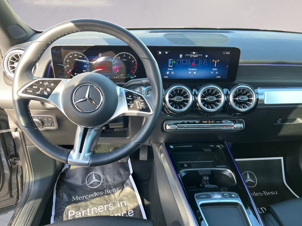 Certified 2025 Mercedes-Benz GLB 250 4MATIC image 10