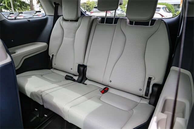 New 2026 Kia Carnival SX Prestige image 18