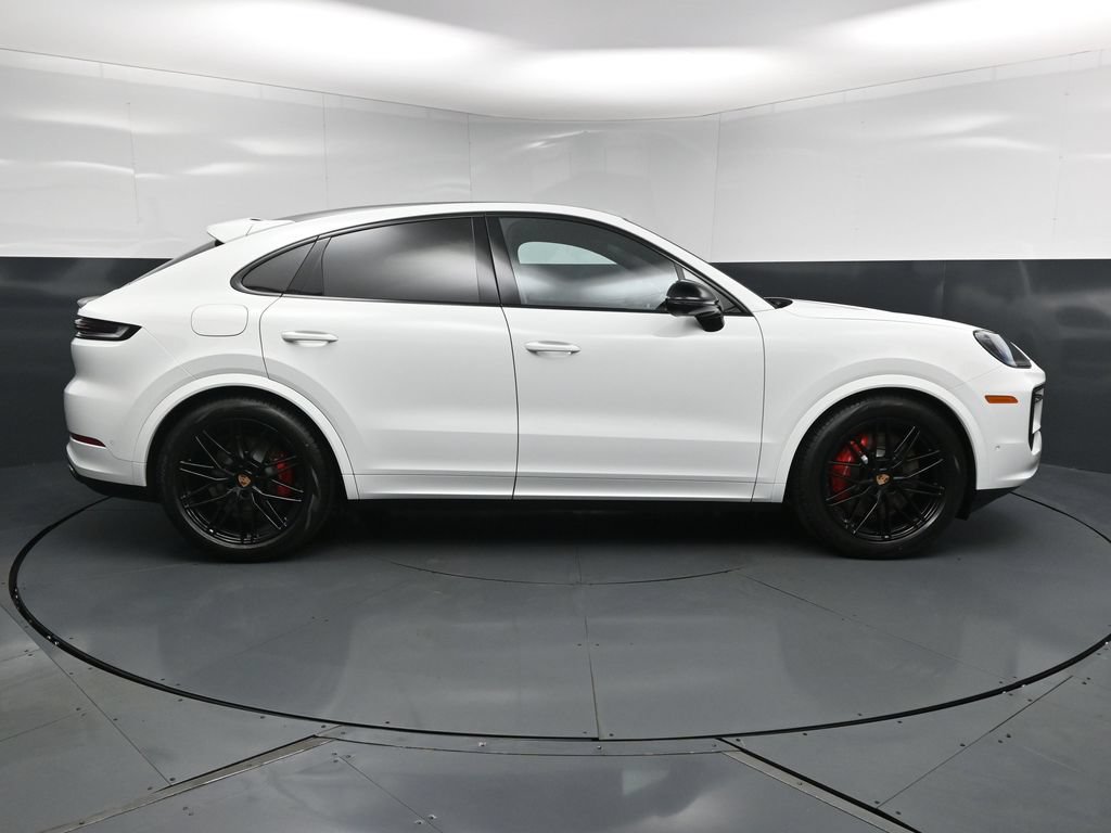 New 2026 Porsche Cayenne S AWD/4WD image 11