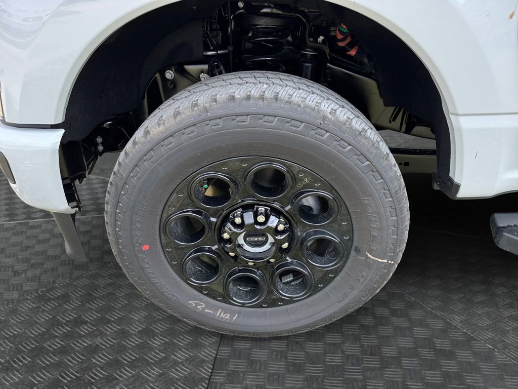 New 2026 Ford F250 Lariat image 17