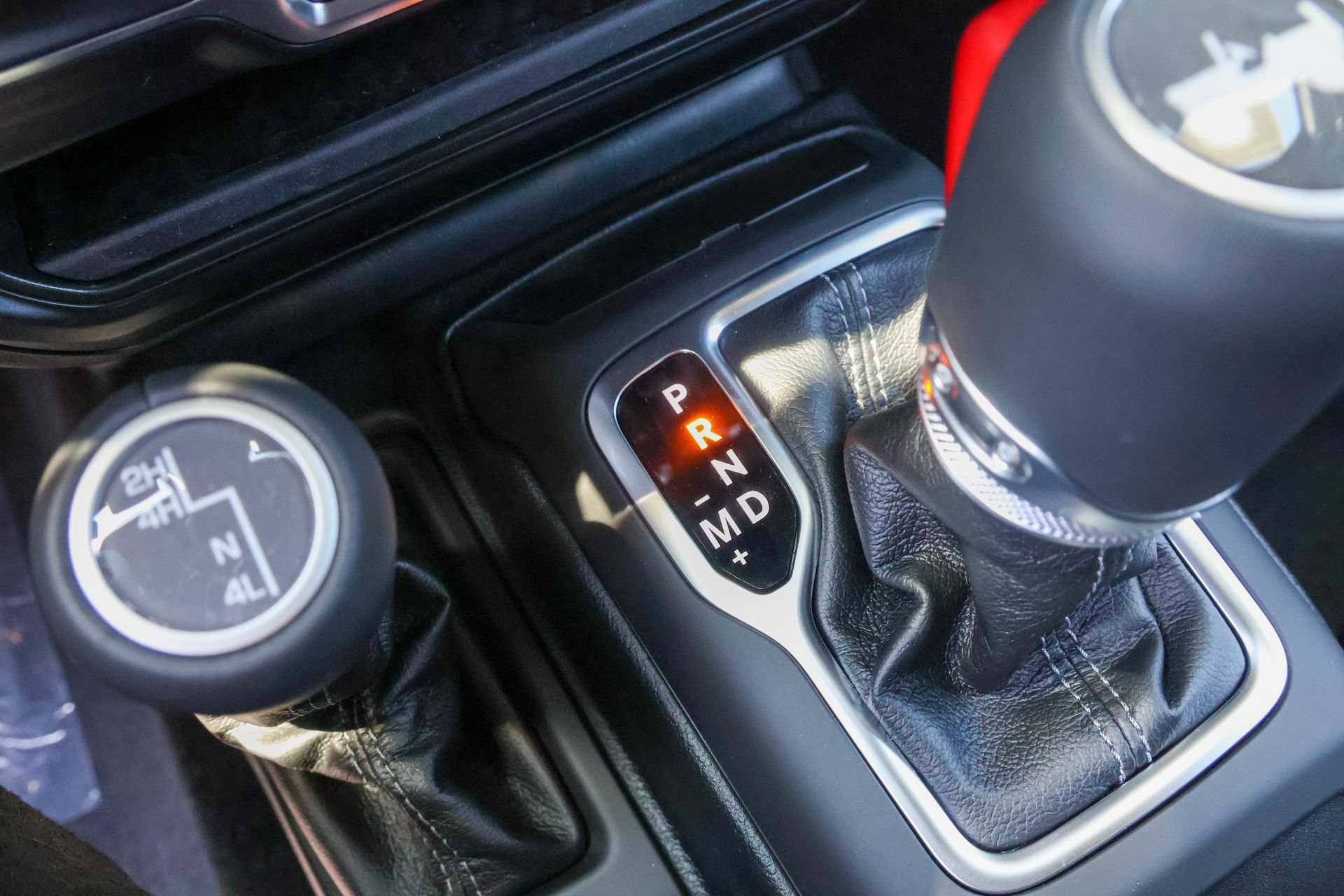 New 2026 Jeep Wrangler Unlimited Sahara AWD/4WD image 24