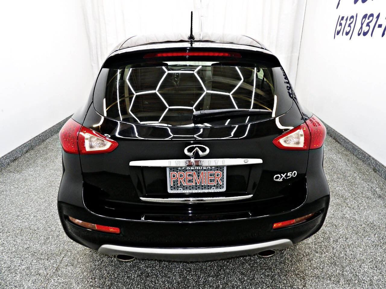 Used 2017 INFINITI QX50 AWD image 5