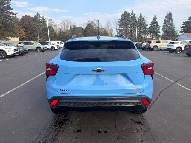 Used 2024 Chevrolet Trax RS w/ Driver Confidence Package FWD image 7