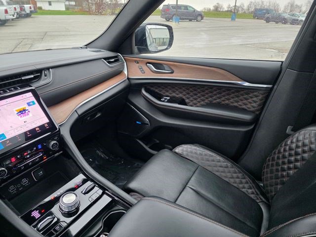 Certified 2022 Jeep Grand Cherokee Summit w/ Adv Protech Group IV AWD/4WD image 46