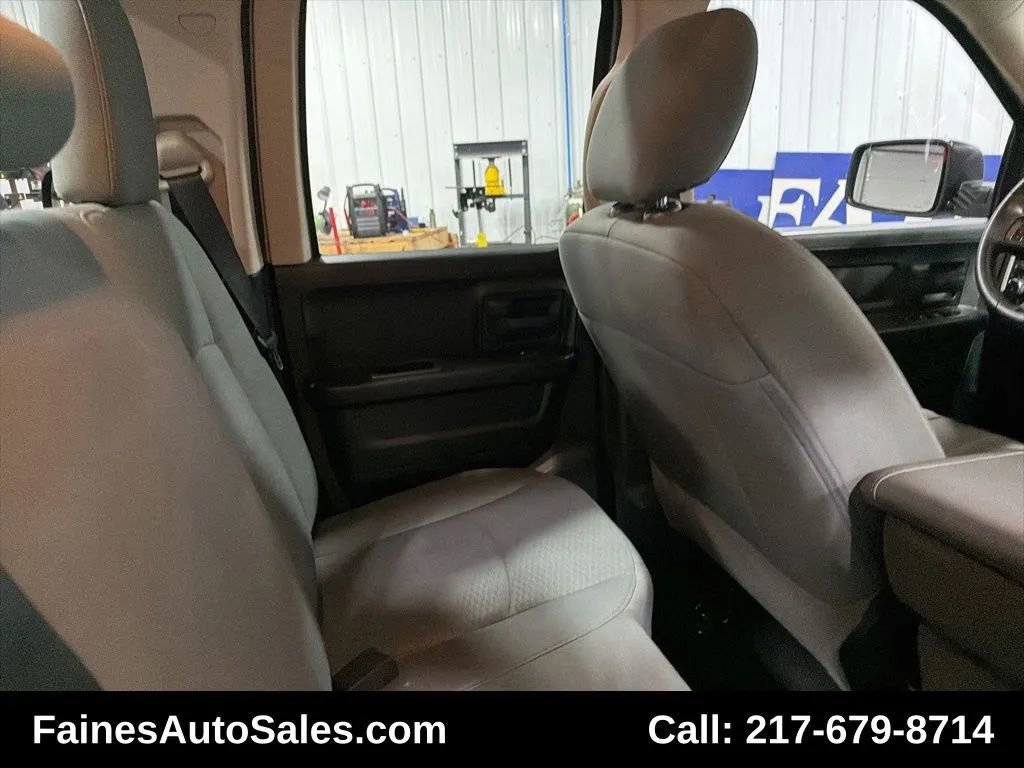 Used 2018 RAM 1500 Express w/ Black Ram 1500 Express Group image 32