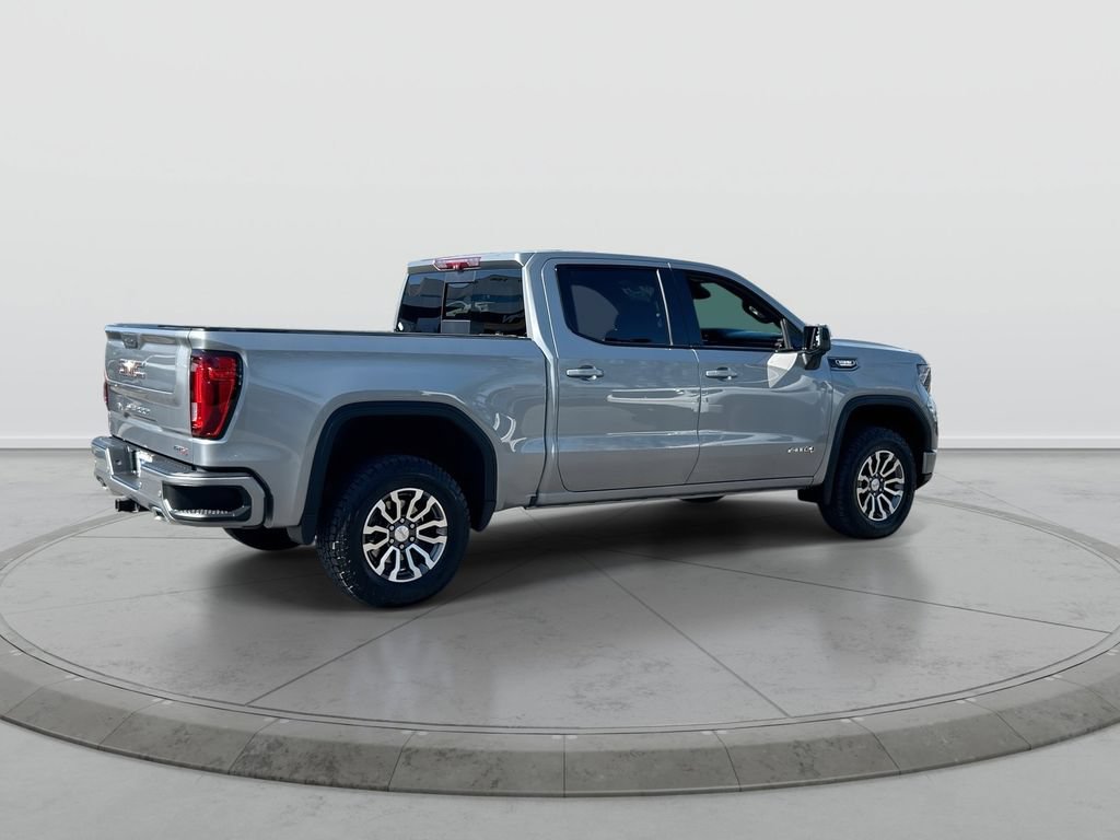Used 2023 GMC Sierra 1500 AT4 w/ Technology Package AWD/4WD image 8