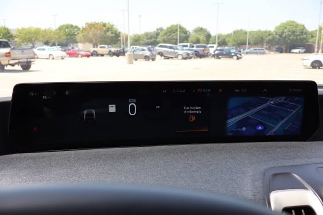 Used 2025 Ford Expedition Max Active AWD/4WD image 19