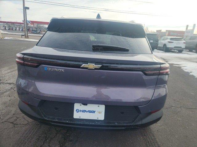 New 2026 Chevrolet Equinox EV LT image 4