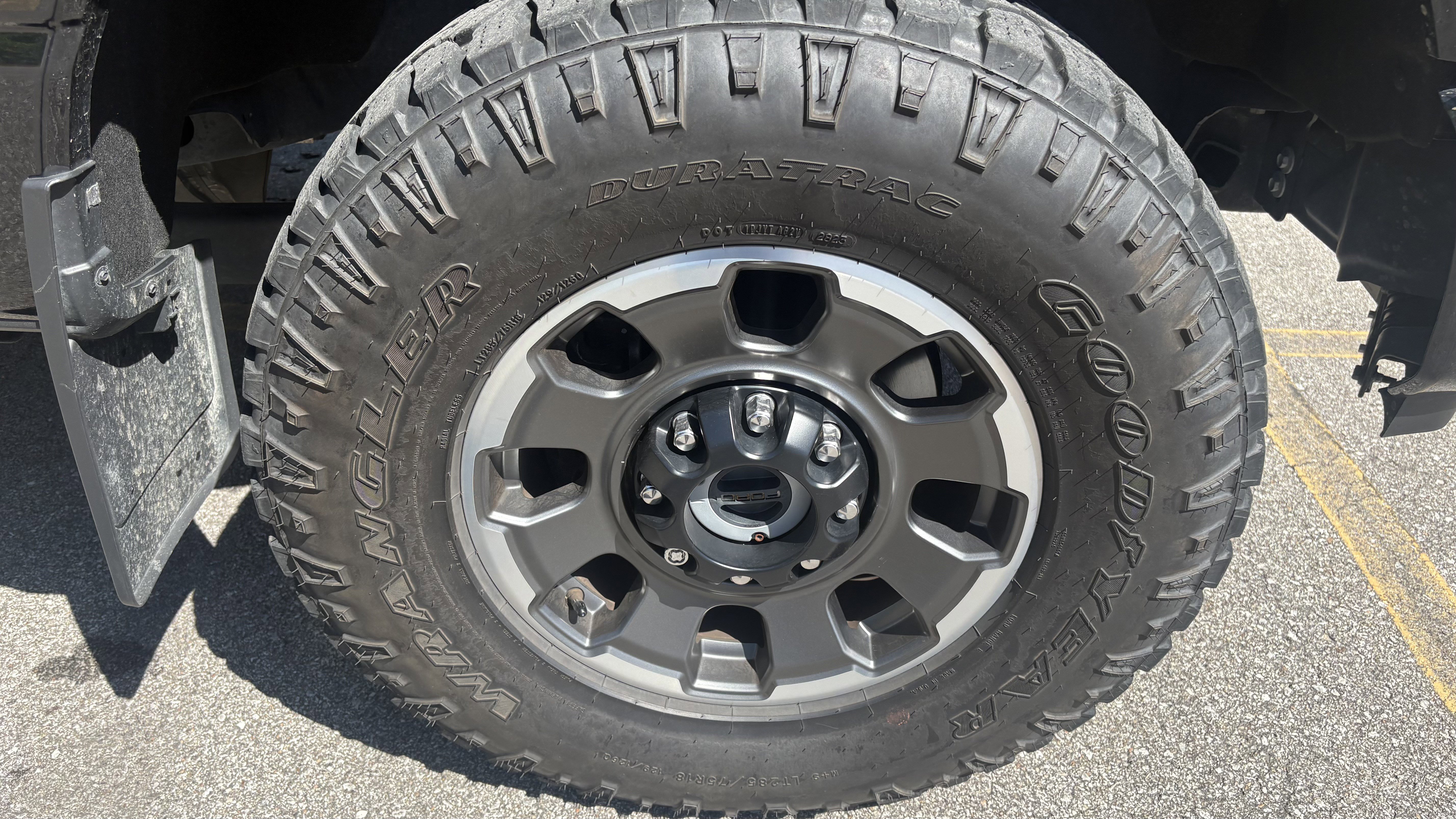 Used 2023 Ford F250 Lariat w/ Lariat Ultimate Package AWD/4WD image 15