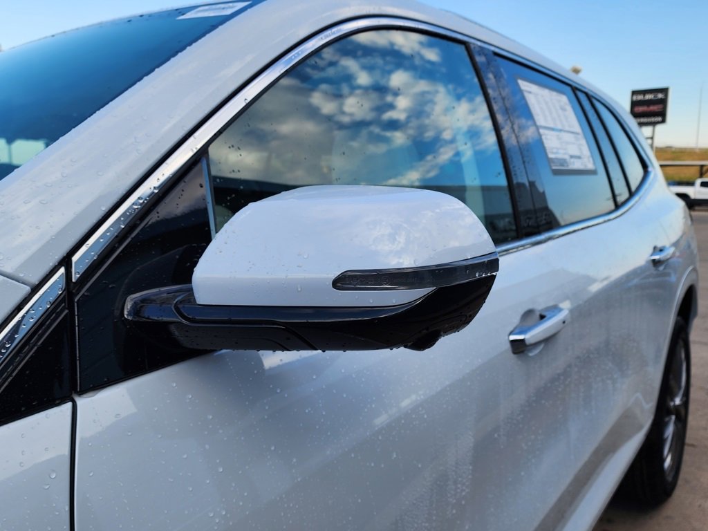 New 2026 Buick Enclave Avenir w/ Super Cruise Package image 12