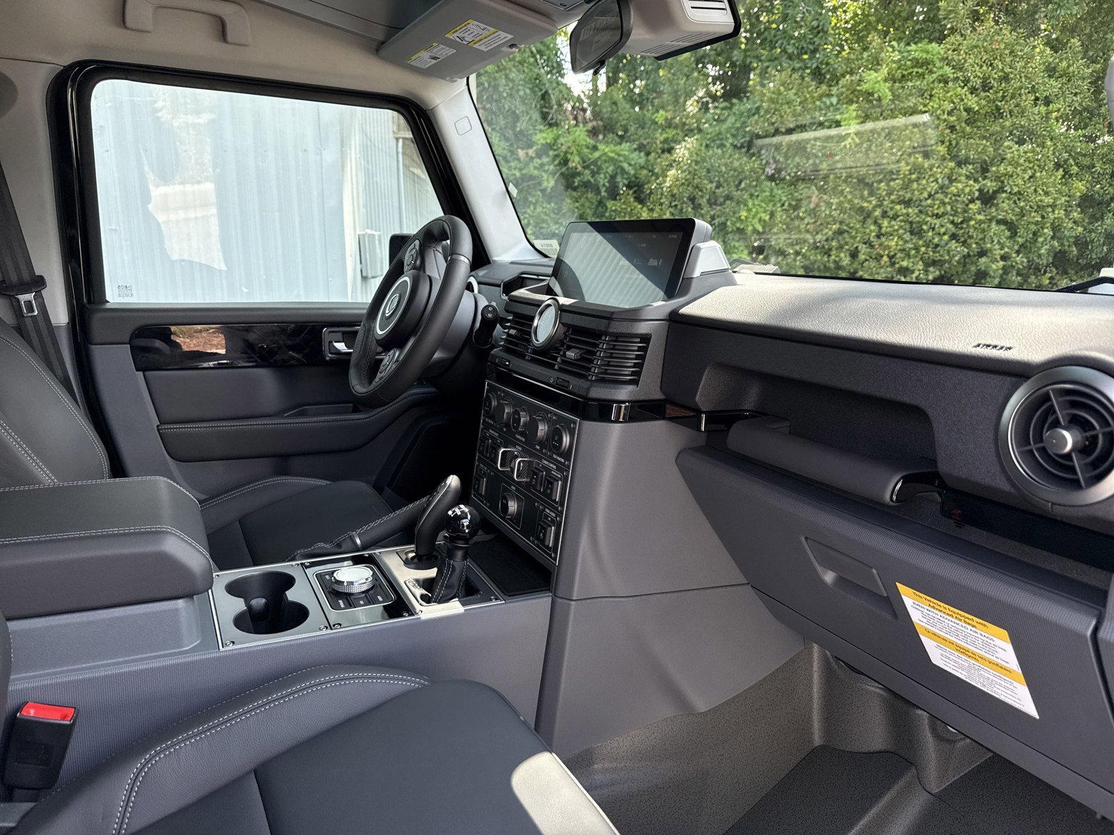 Used 2025 INEOS Grenadier Fieldmaster Edition image 33