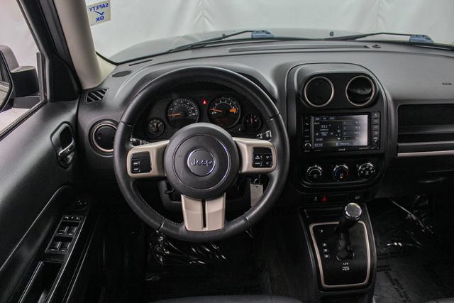 Used 2017 Jeep Patriot 75th Anniversary w/ Power Value Group AWD/4WD image 24