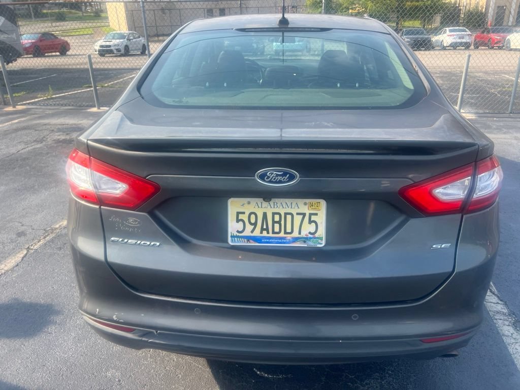 Used 2016 Ford Fusion SE FWD image 15