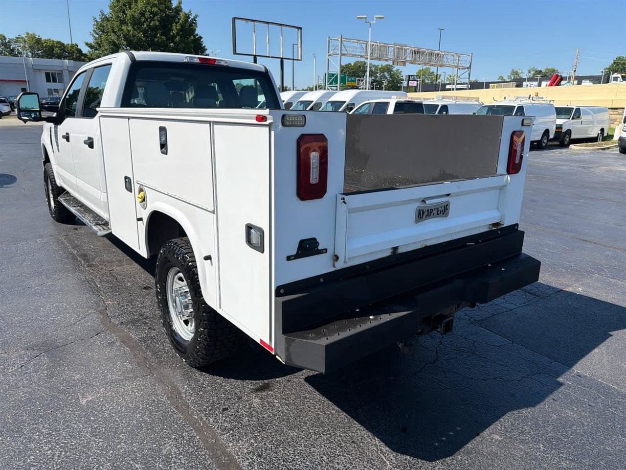 Used 2017 Ford F250 XL w/ Power Equipment Group AWD/4WD image 7