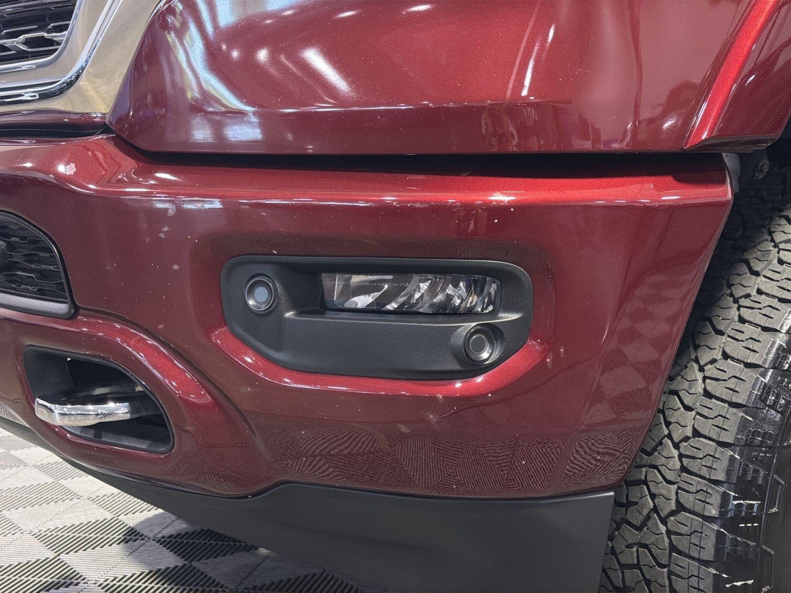Used 2021 RAM 1500 Limited w/ Body Color Bumper Group AWD/4WD image 14
