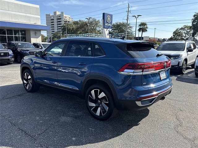 Used 2025 Volkswagen Atlas Cross Sport SE image 7