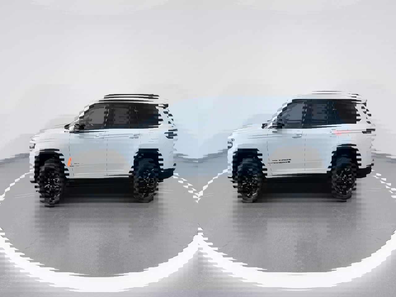 New 2025 Jeep Grand Cherokee L Altitude image 10