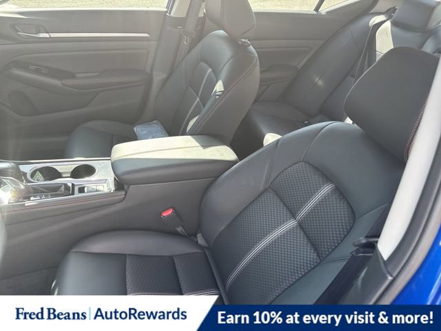 New 2025 Nissan Altima 2.5 SR image 16