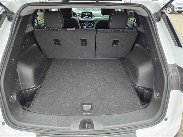 Used 2025 Chevrolet Blazer LT AWD/4WD image 13