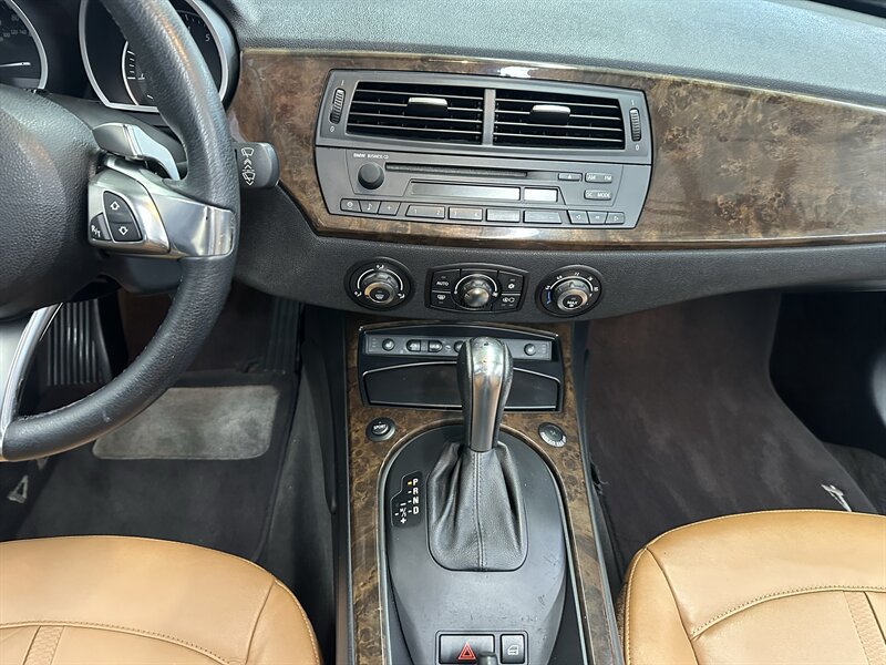 Used 2007 BMW Z4 3.0si RWD image 17
