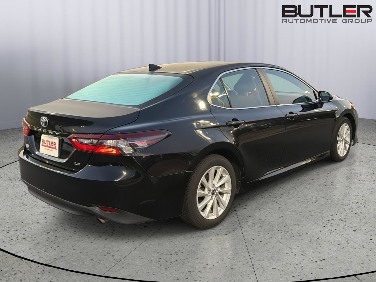 Certified 2022 Toyota Camry LE FWD image 6