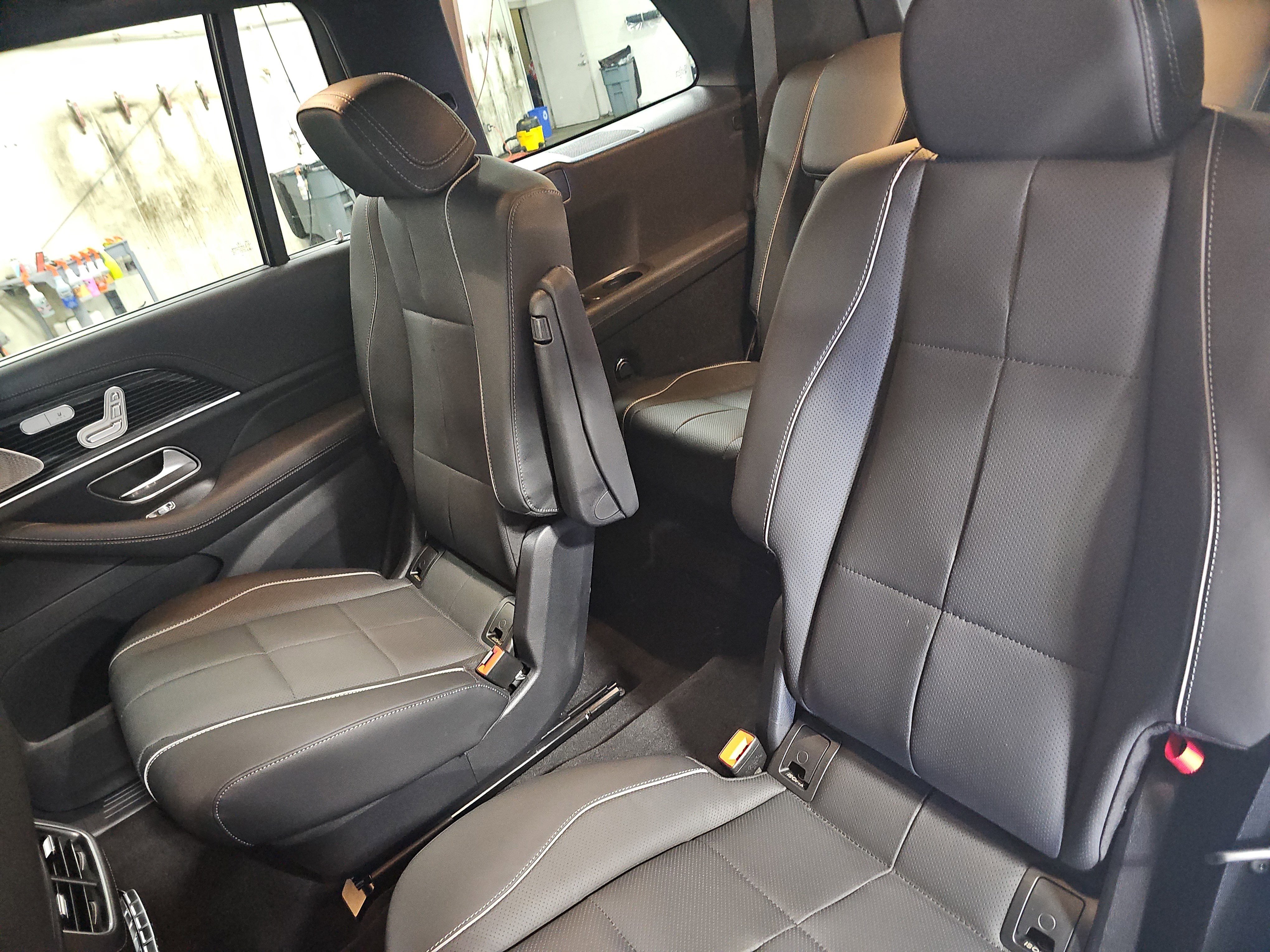 New 2026 Mercedes-Benz GLS 580 4MATIC image 16