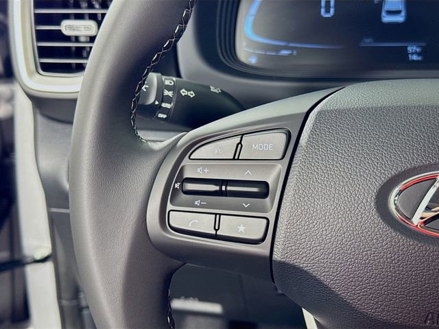New 2026 Hyundai Venue SEL FWD image 15