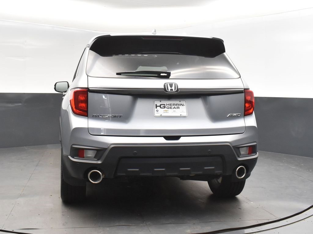 Used 2025 Honda Passport EX-L image 6
