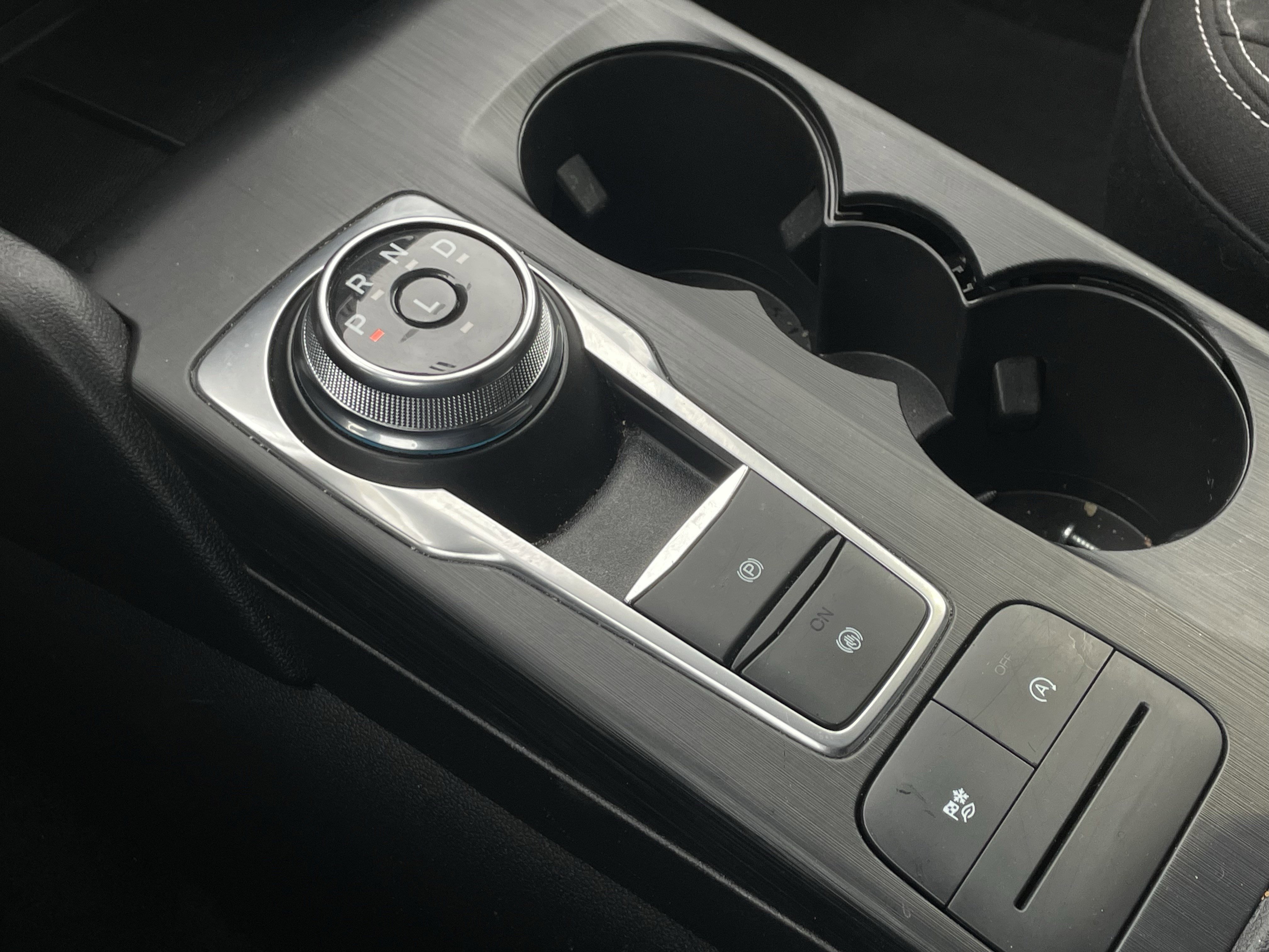 Used 2025 Ford Escape Active image 23