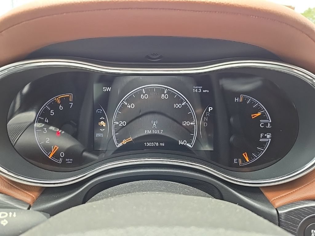 Used 2018 Jeep Grand Cherokee Summit AWD/4WD image 17